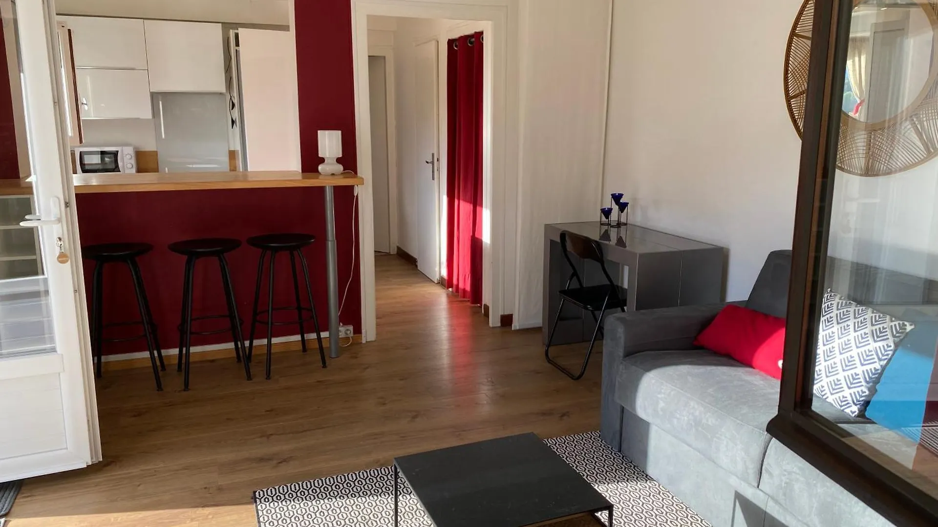 Appartement Cosy Avec Vue Exceptionnelle contacts